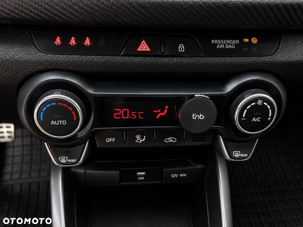 Kia Rio - 10