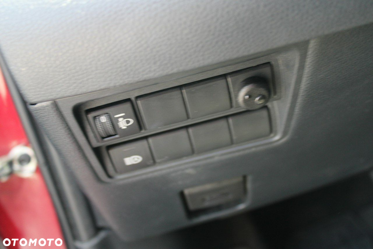 Toyota Yaris - 14