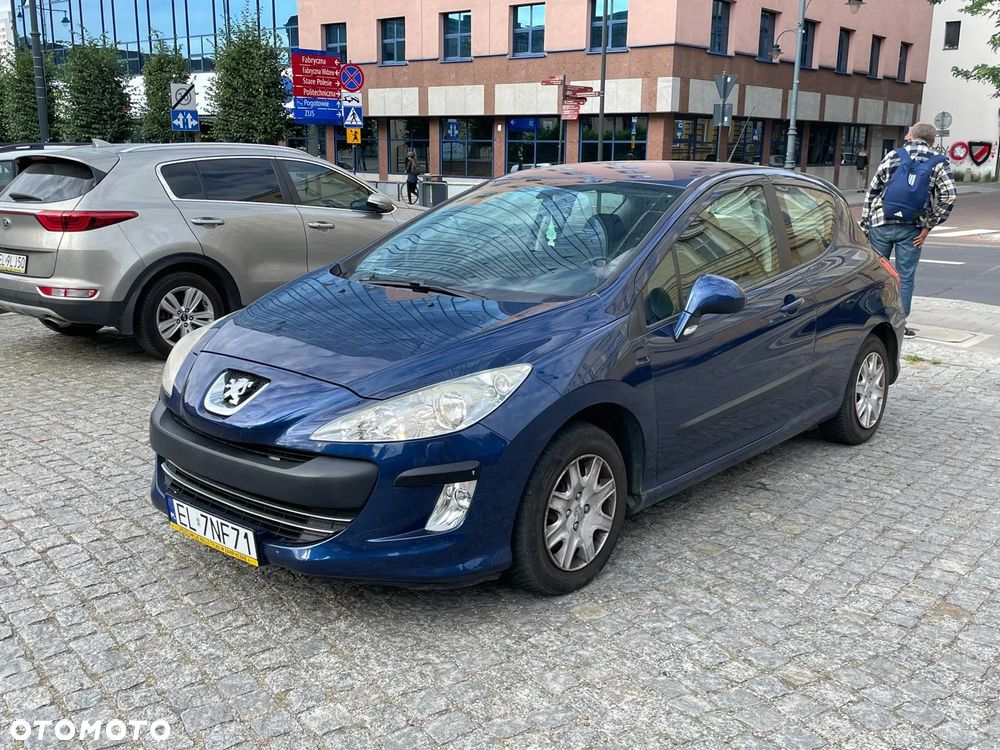 Peugeot 308 - 1