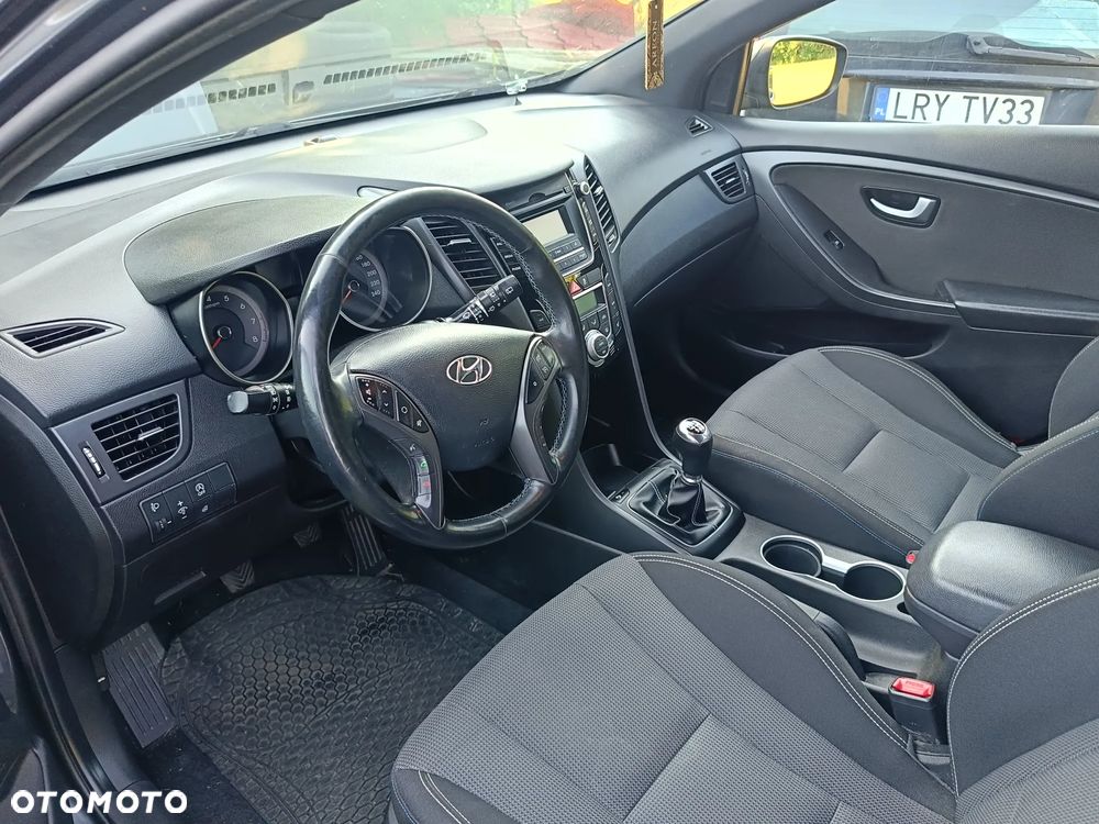Hyundai i30 1.6 GDI Comfort - 17