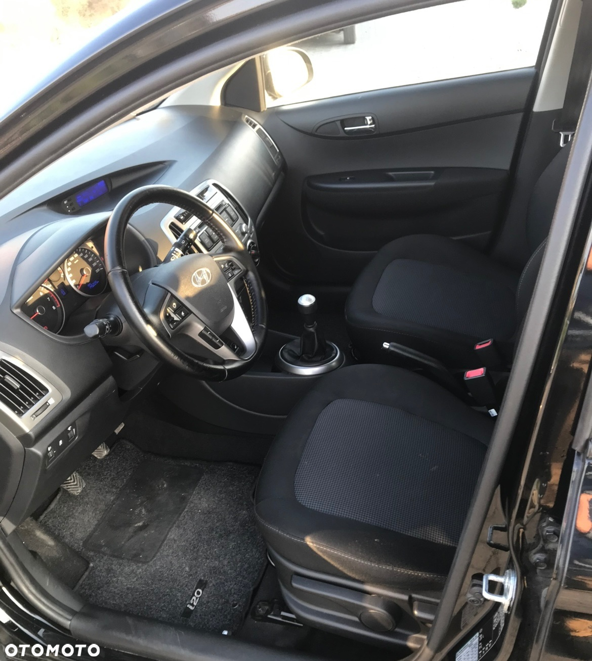 Hyundai i20 - 14