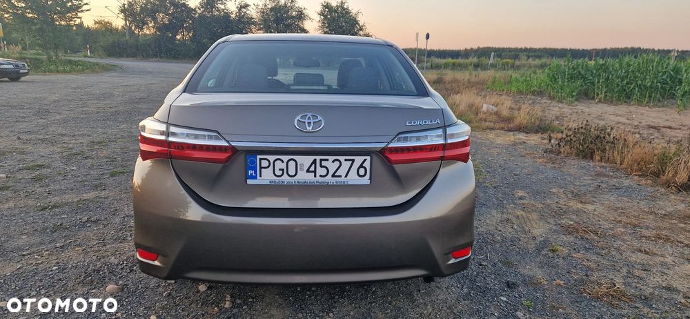 Toyota Corolla 1.6 Comfort - 5