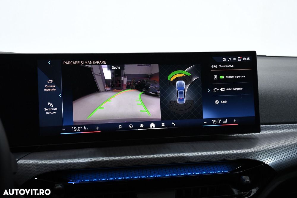 BMW Seria 3 320i xDrive Aut. M Sport - 24