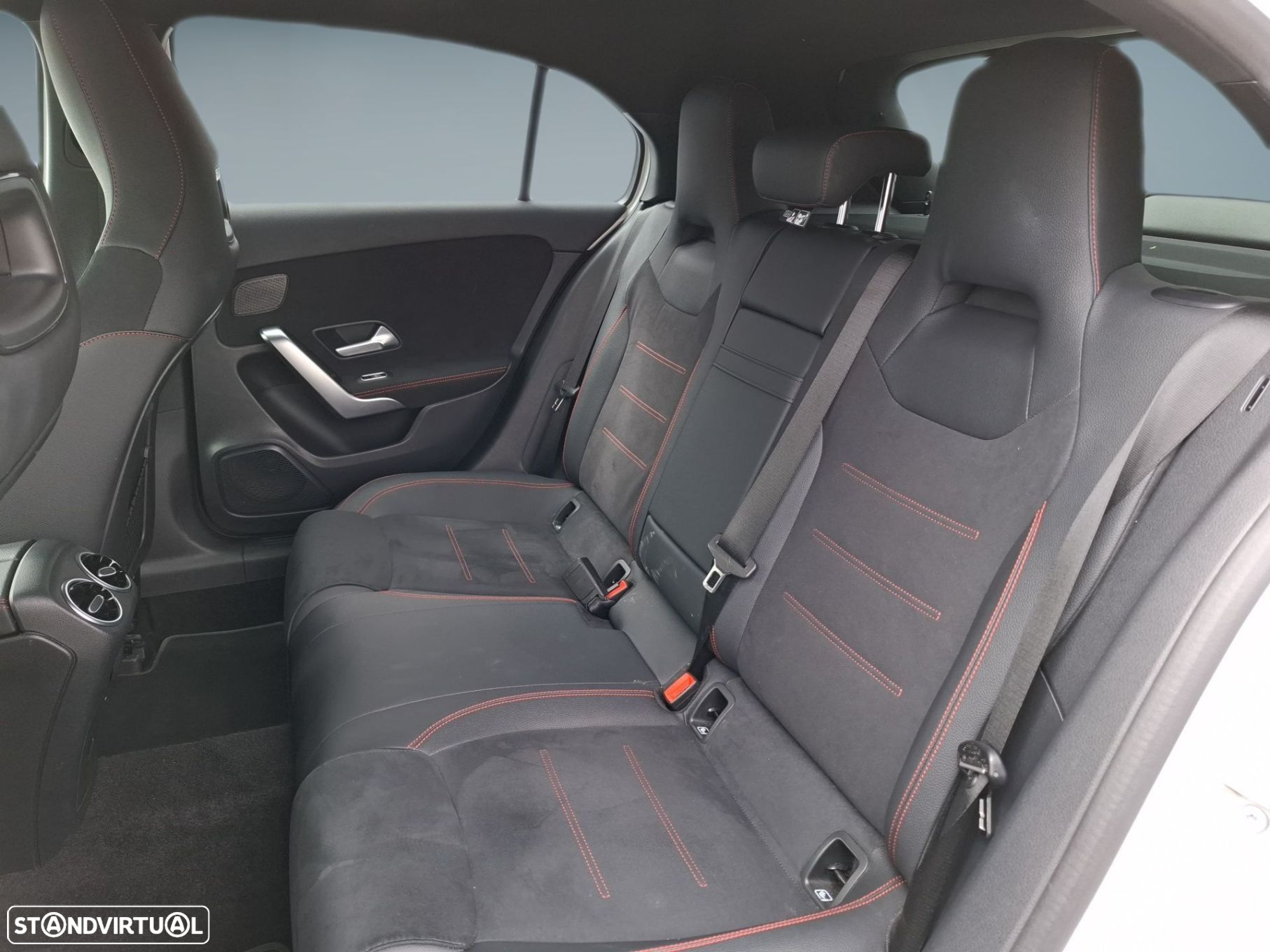 Mercedes-Benz A 250 e - 14