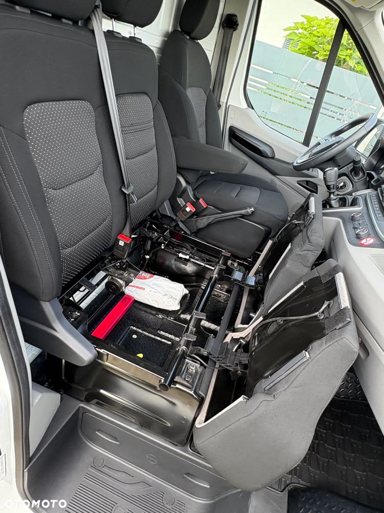 Maxus Delivery 9 - 15