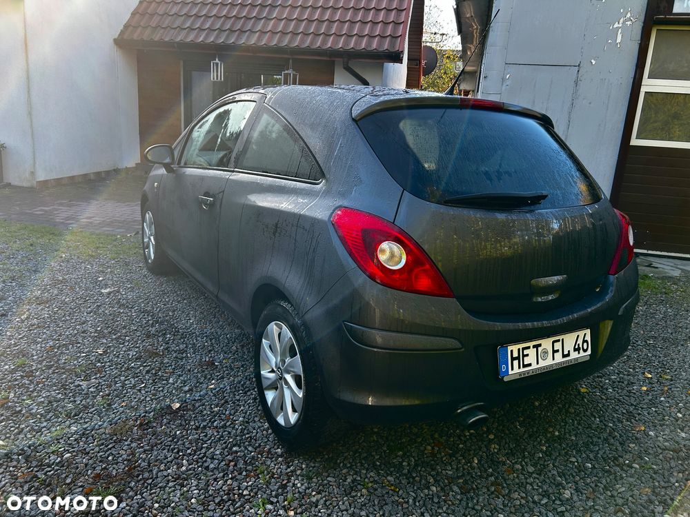 Opel Corsa 1.4 16V Active - 6