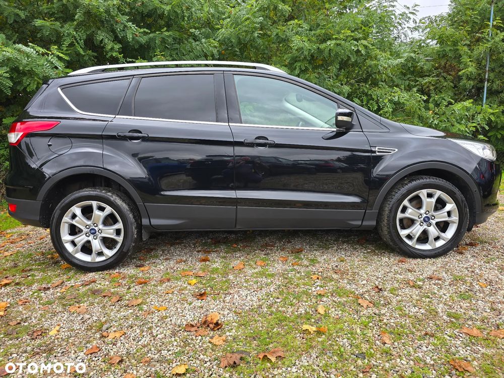 Ford Kuga 2.0 TDCi 4WD Titanium - 4