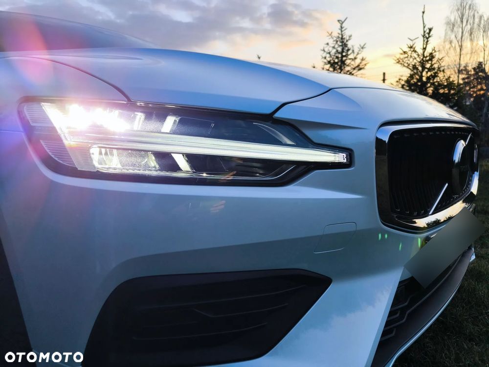 Volvo V60 B4 B DKG Plus Bright - 2