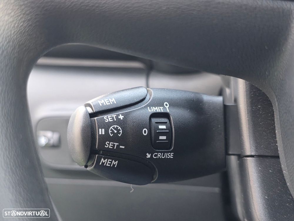 Citroën C3 1.2 PureTech C-Series - 13