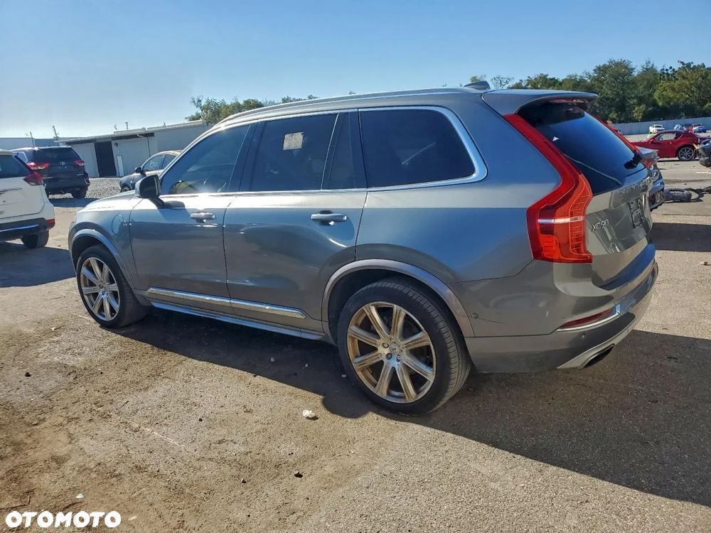 Volvo XC 90 T8 AWD Recharge Geartronic Inscription Edition - 4