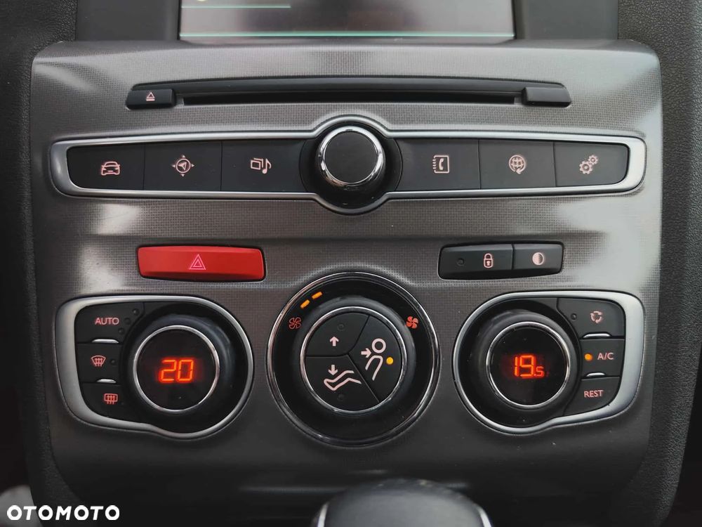 Citroën C4 PureTech 130 Stop & Start EAT6 Shine - 31