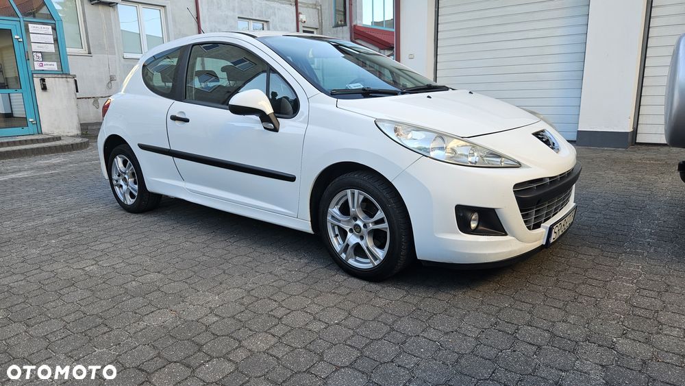 Peugeot 207 - 3