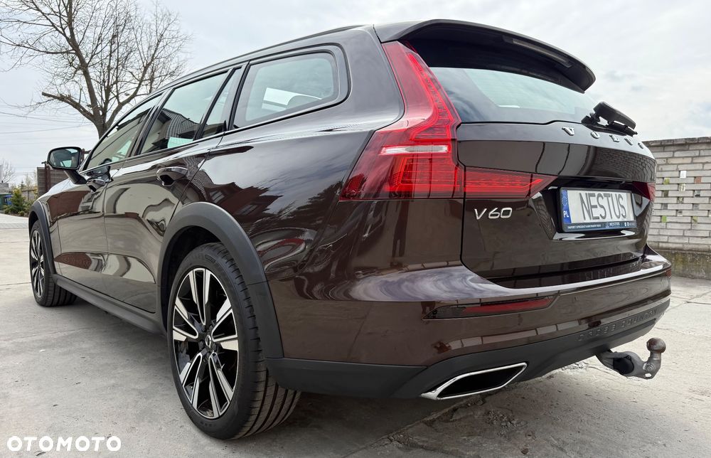 Volvo V60 Cross Country B5 B AWD Geartronic - 4