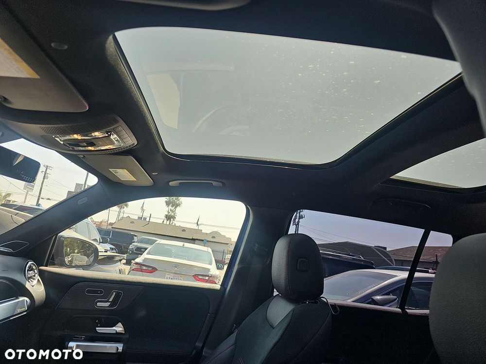 Mercedes-Benz GLB AMG 35 4-Matic - 11