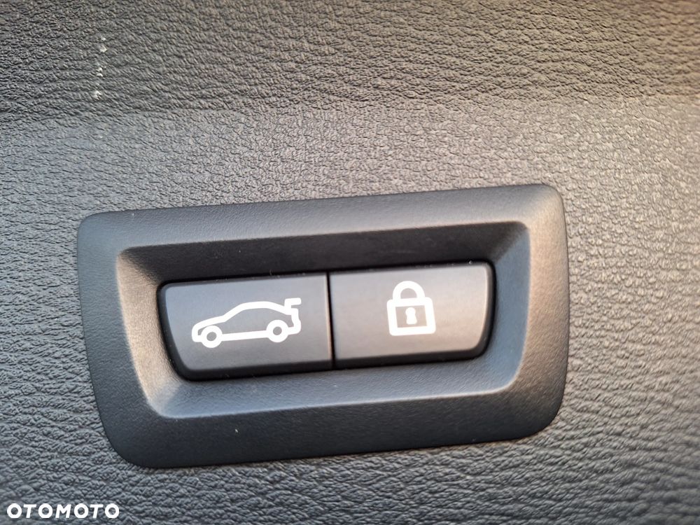 BMW X1 sDrive16d Advantage - 39