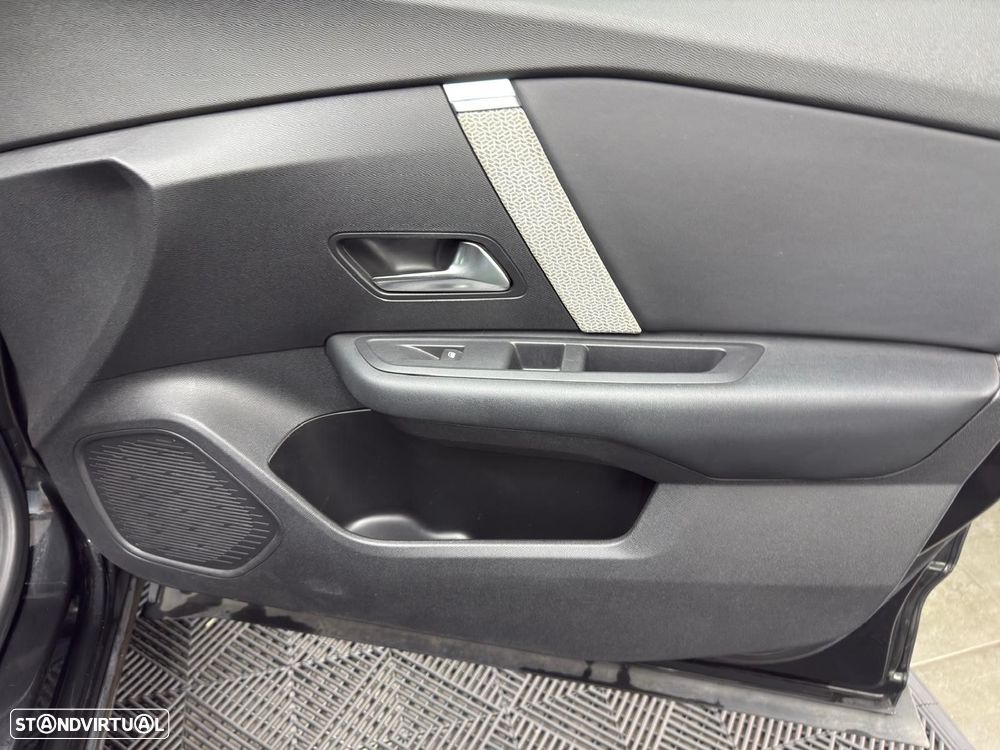 Citroën C4 1.5 BlueHDi Shine Pack EAT8 - 46