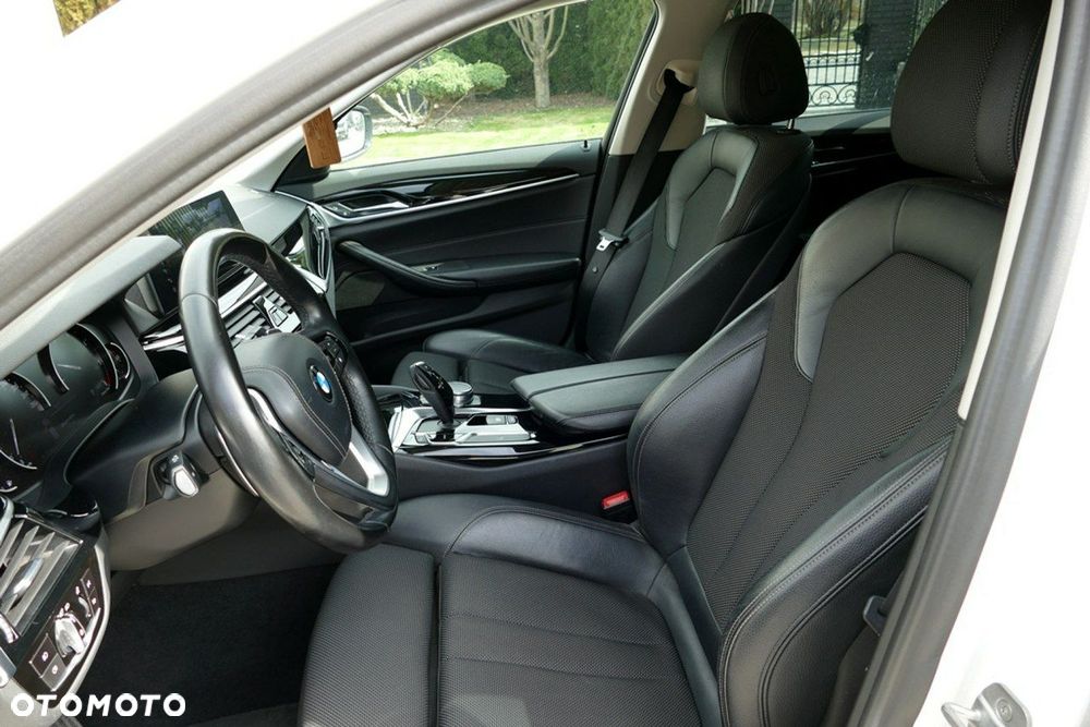 BMW Seria 5 520d Sport Line sport - 18
