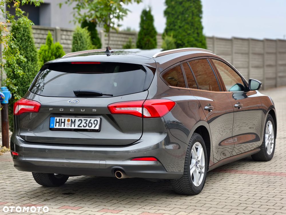 Ford Focus 1.5 EcoBoost STart-Stopp-System TITANIUM - 4