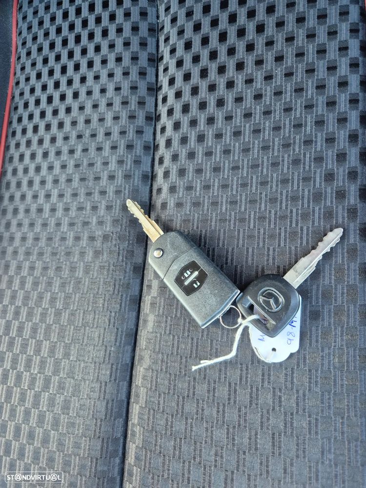 Mazda 2 1.3 MZR Sport - 18