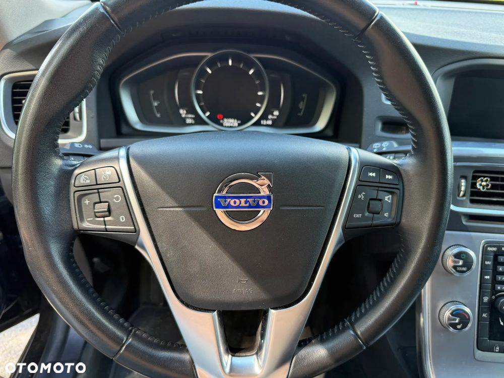 Volvo V60 Cross Country D3 Drive-E Momentum - 8