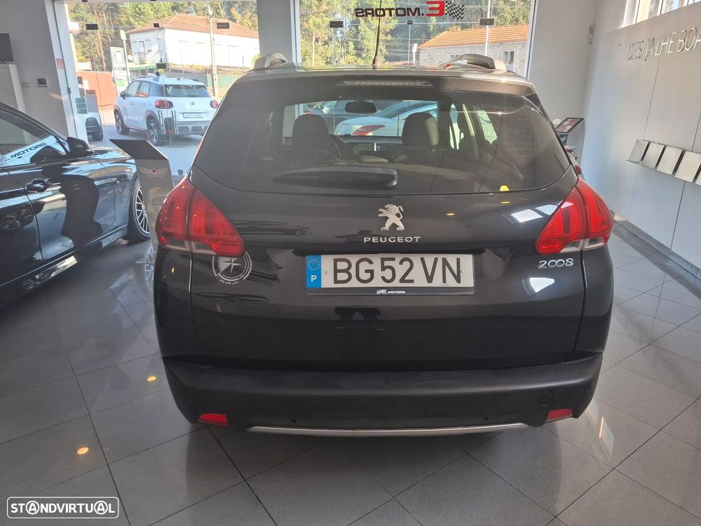 Peugeot 2008 1.2 PureTech Allure - 28