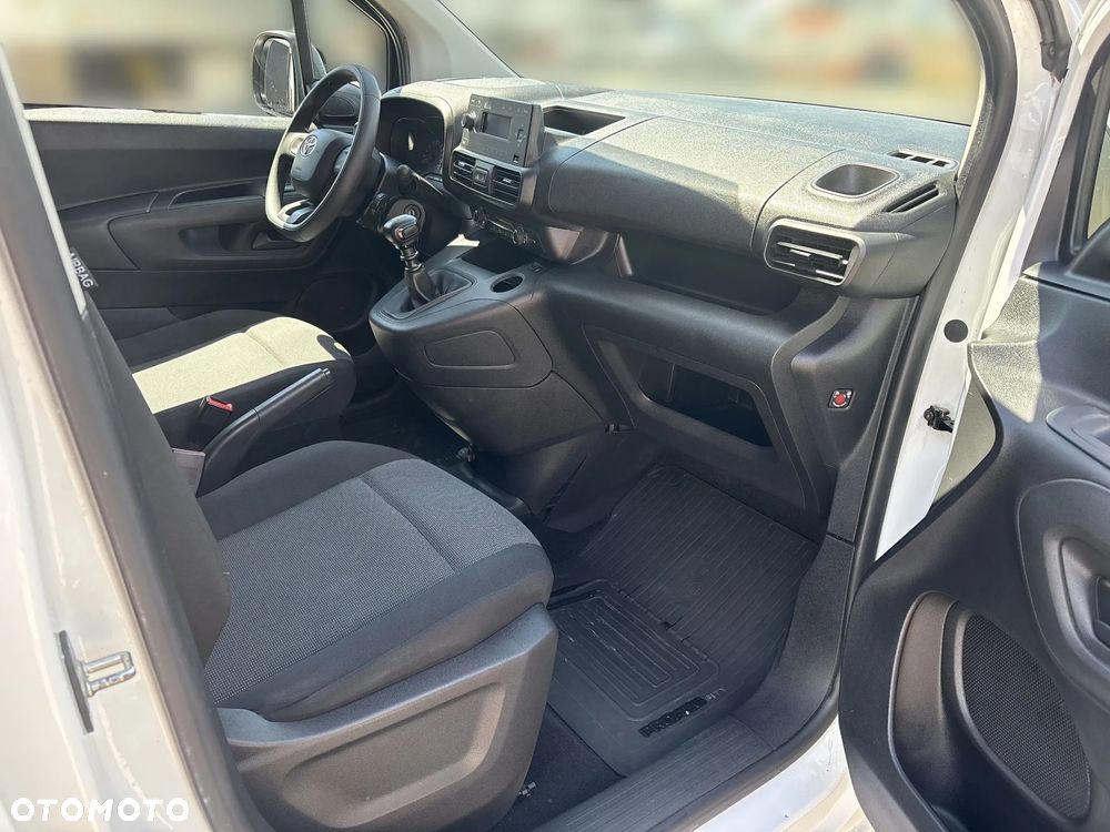 Toyota PROACE CITY 1.5 D-4D STANDARD 2,0T ACTIVE - 14