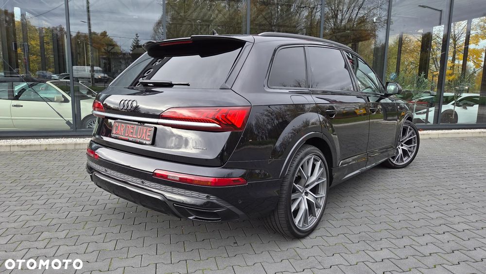 Audi Q7 55 TFSI e Quattro S Line Tiptr - 8