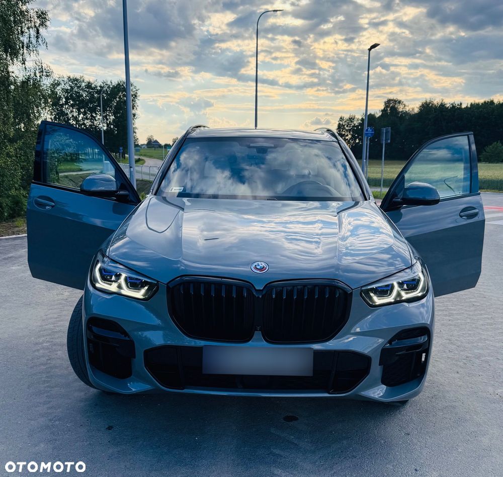 BMW X5 M M50i - 17