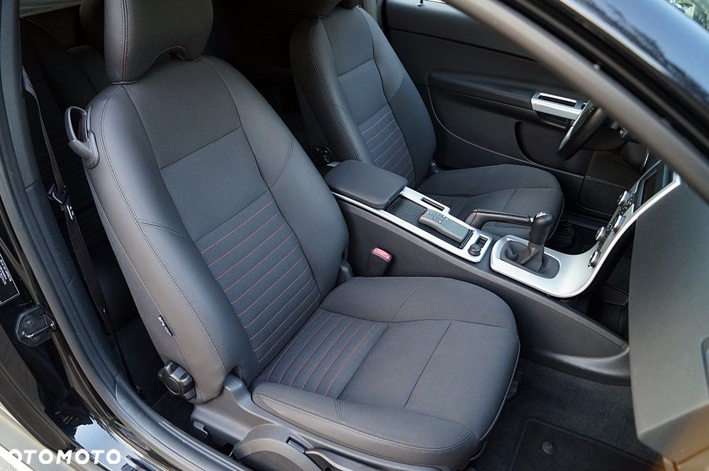 Volvo C30 D3 Summum - 26