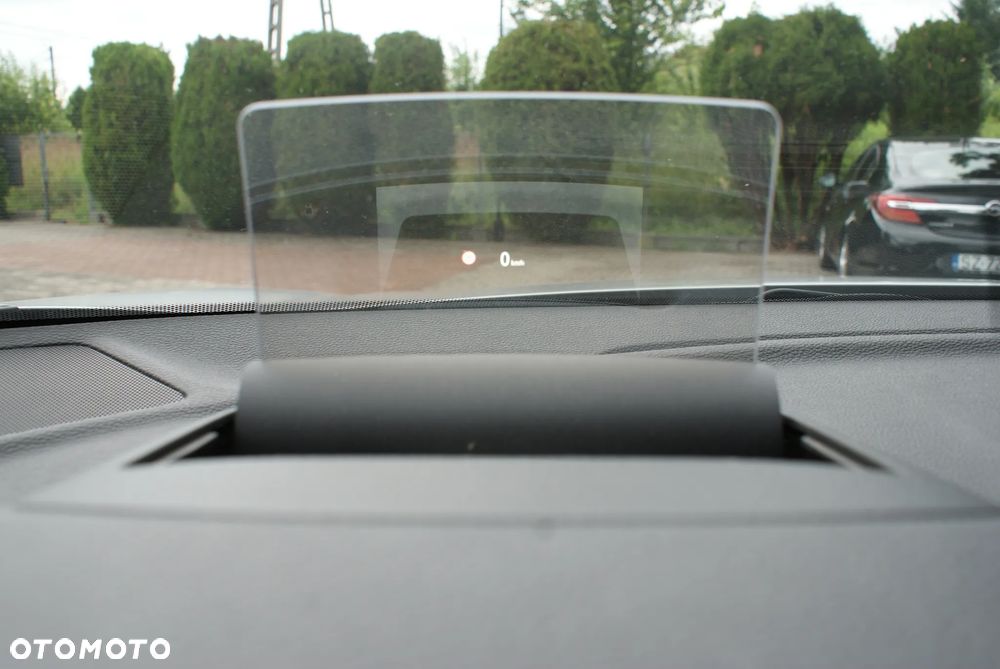 Mitsubishi Eclipse Cross 4WD Top - 18