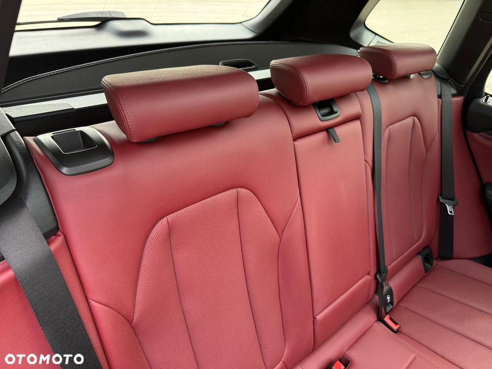 BMW X3 xDrive30i Luxury Line - 35