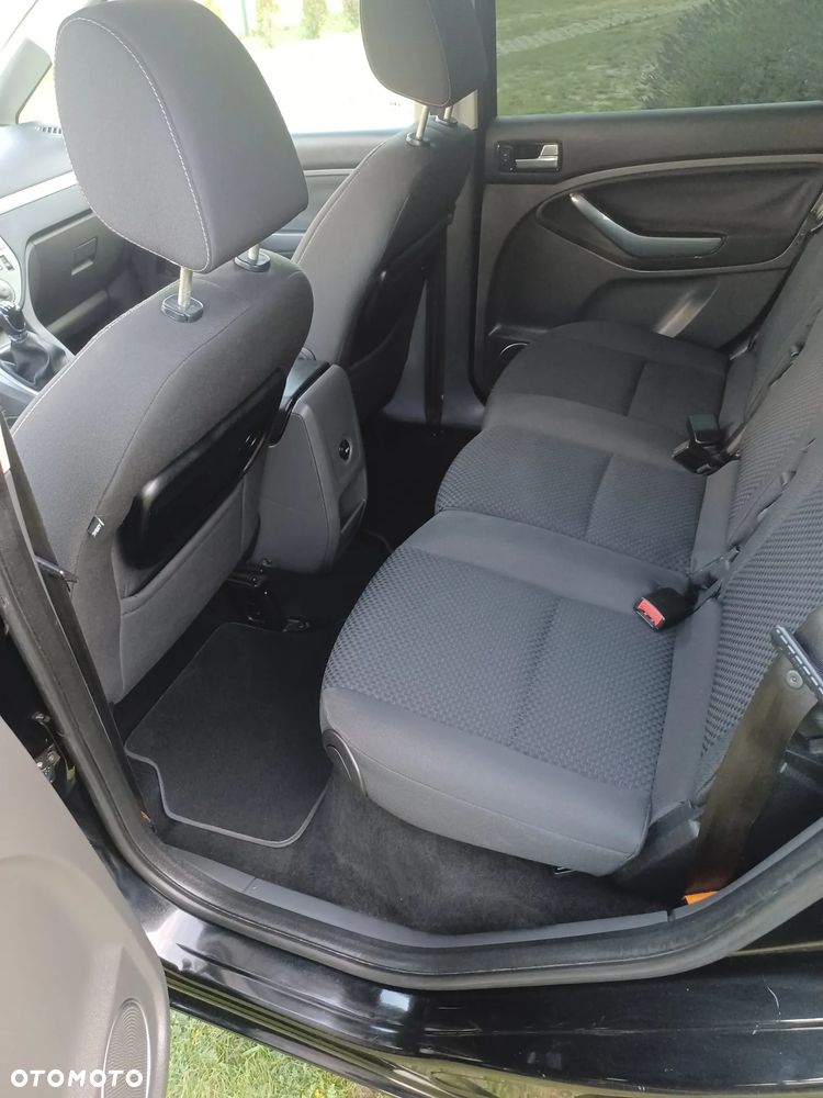 Ford C-MAX 1.8 Titanium - 14