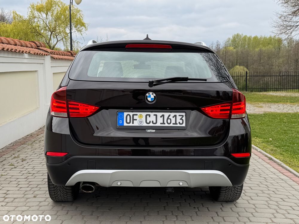BMW X1 xDrive18d xLine - 28