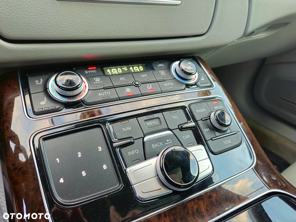 Audi A8 4.2 FSI Quattro tiptronic Langversion - 15