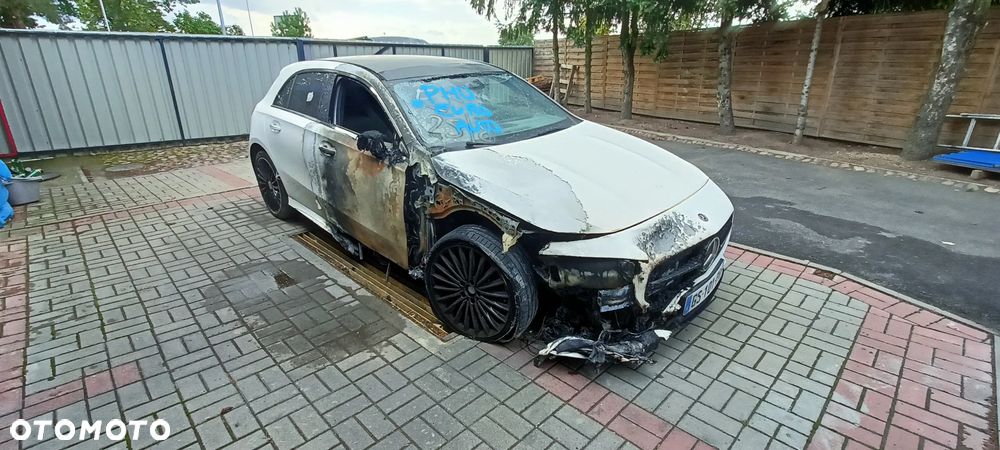 Mercedes-Benz Klasa A 200 d 8G-DCT Edition AMG Line - 12