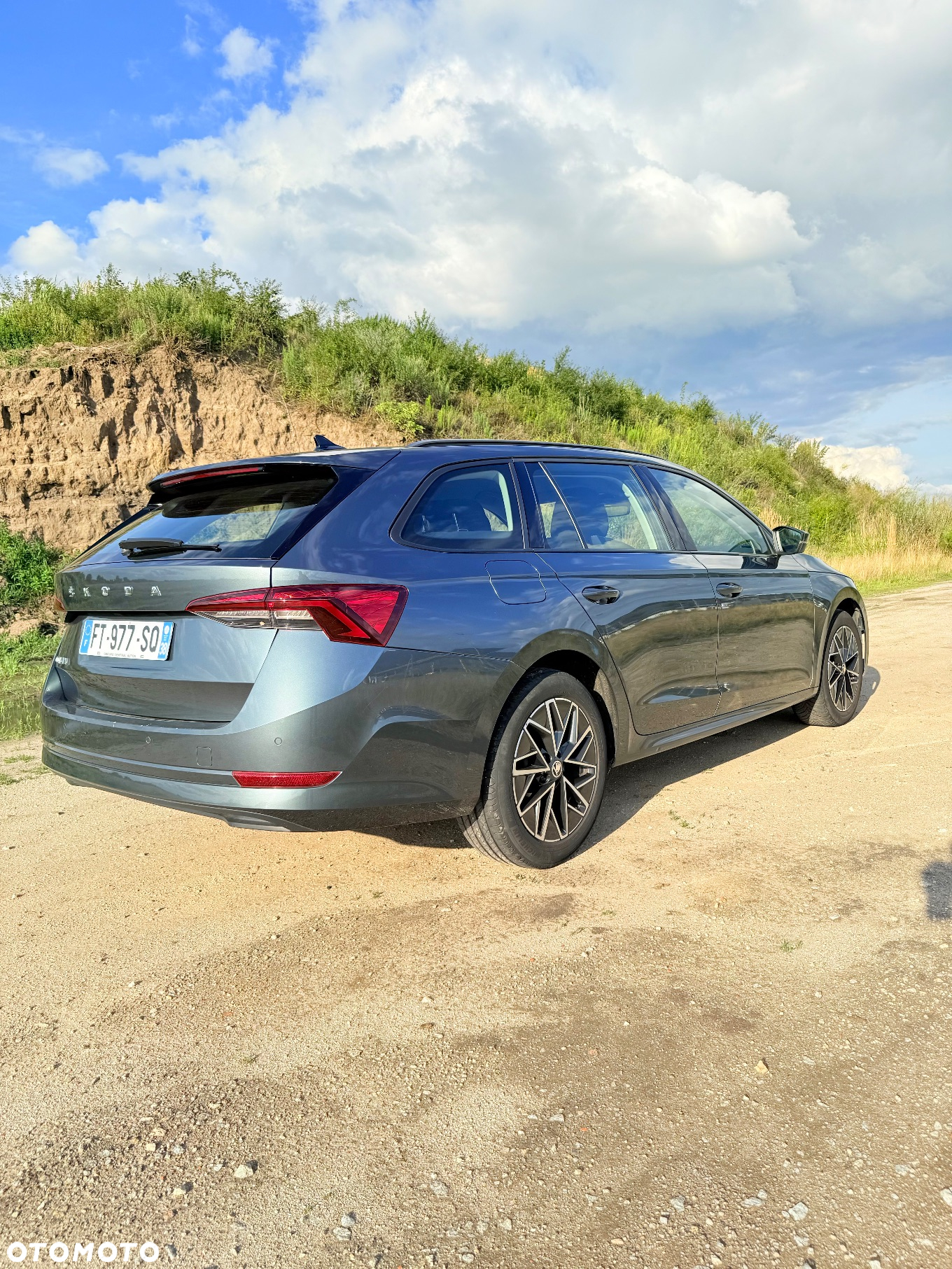 Skoda Octavia 2.0 TDI Business DSG - 5