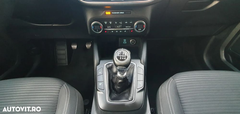 Ford Kuga 1.5 EcoBoost 2x4 Titanium - 29