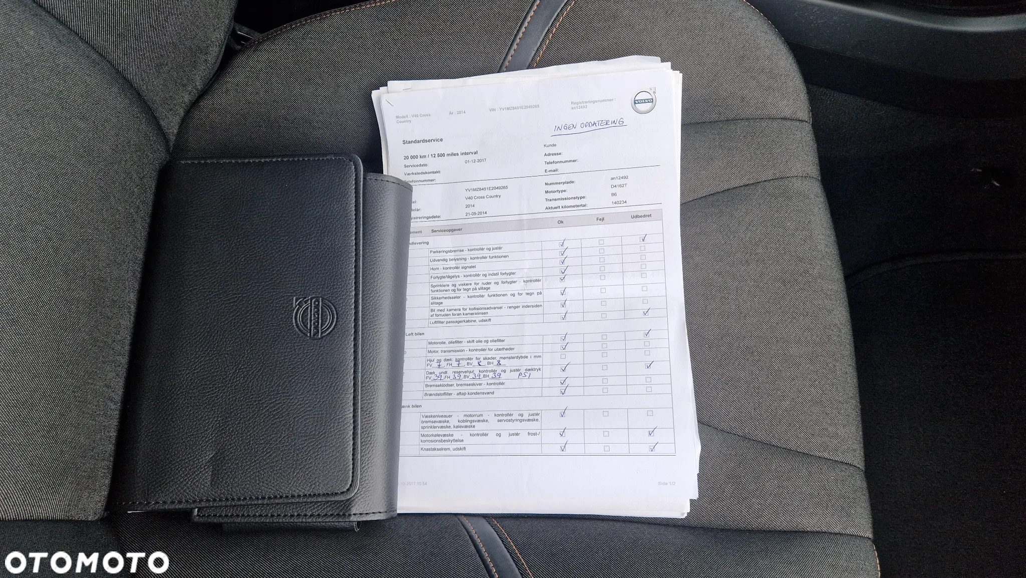 Volvo V40 - 30