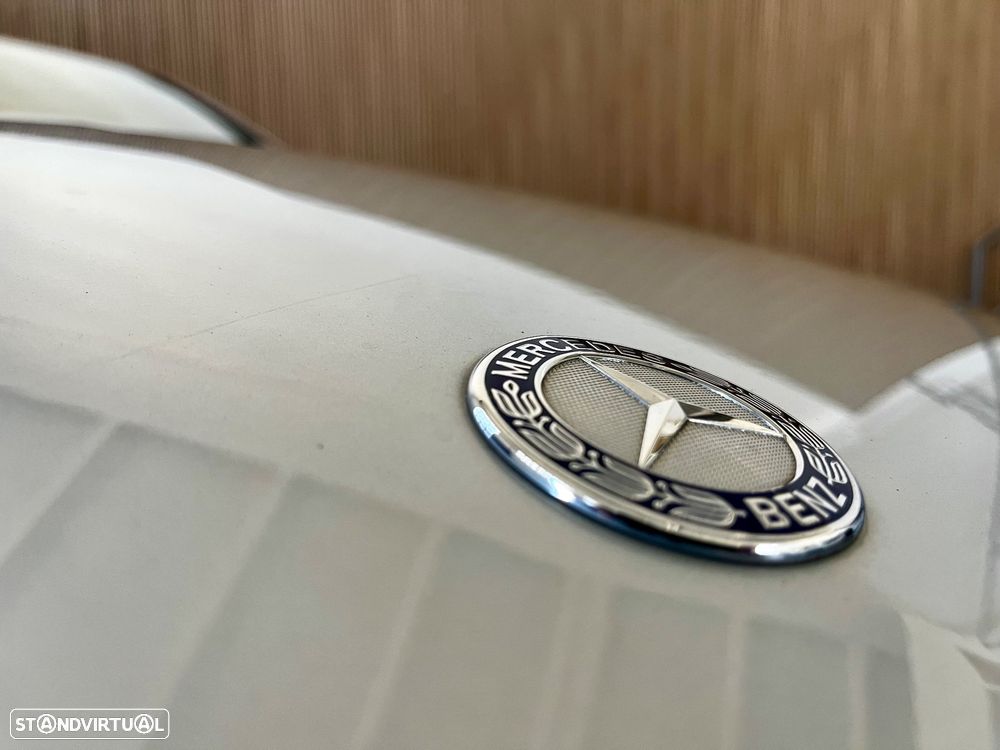 Mercedes-Benz E 220 d AMG - 25