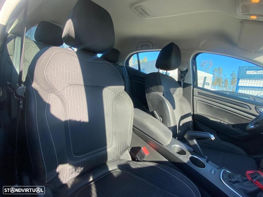 Renault Mégane 1.5 dCi Limited - 9
