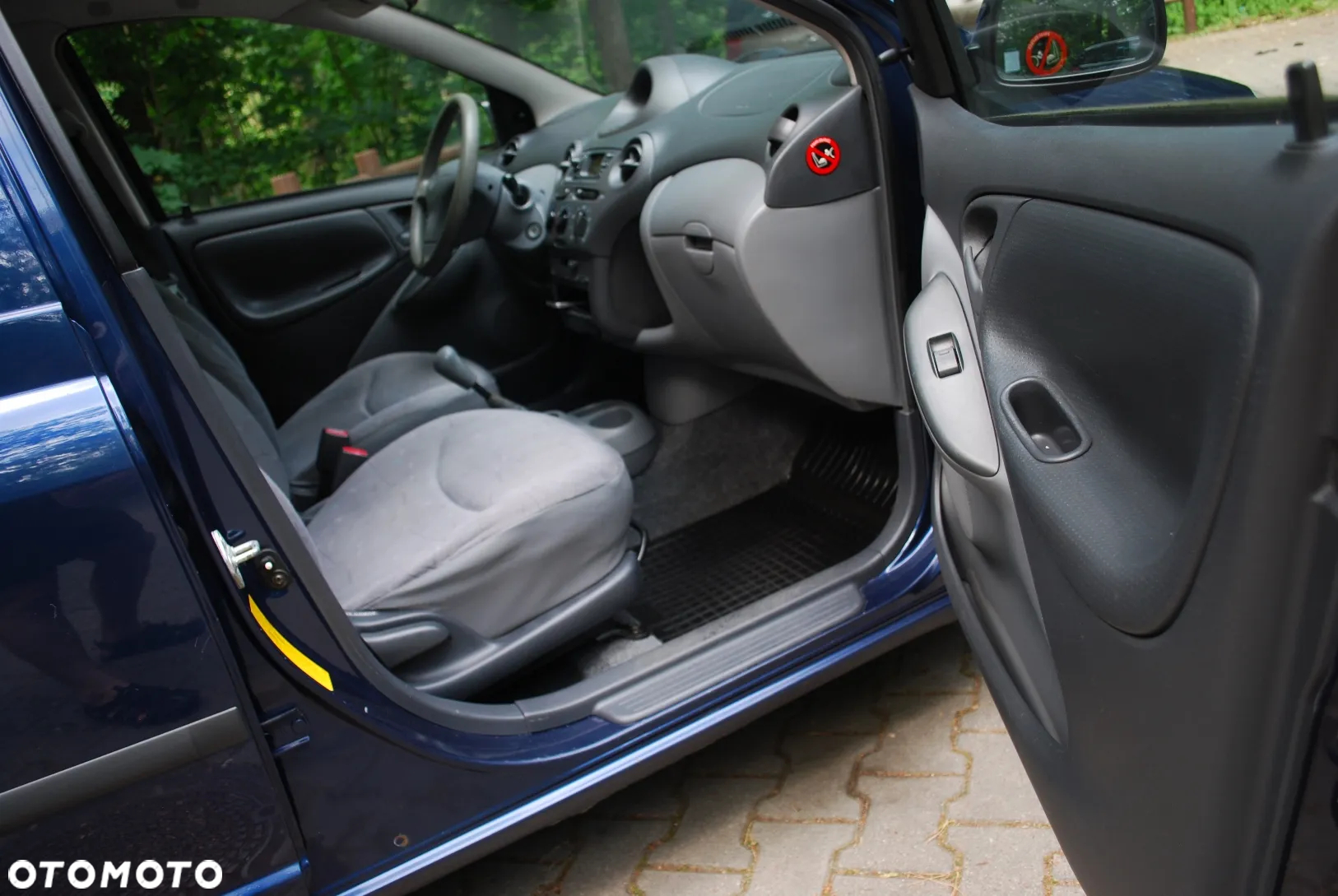 Toyota Yaris 1.0 Luna - 10