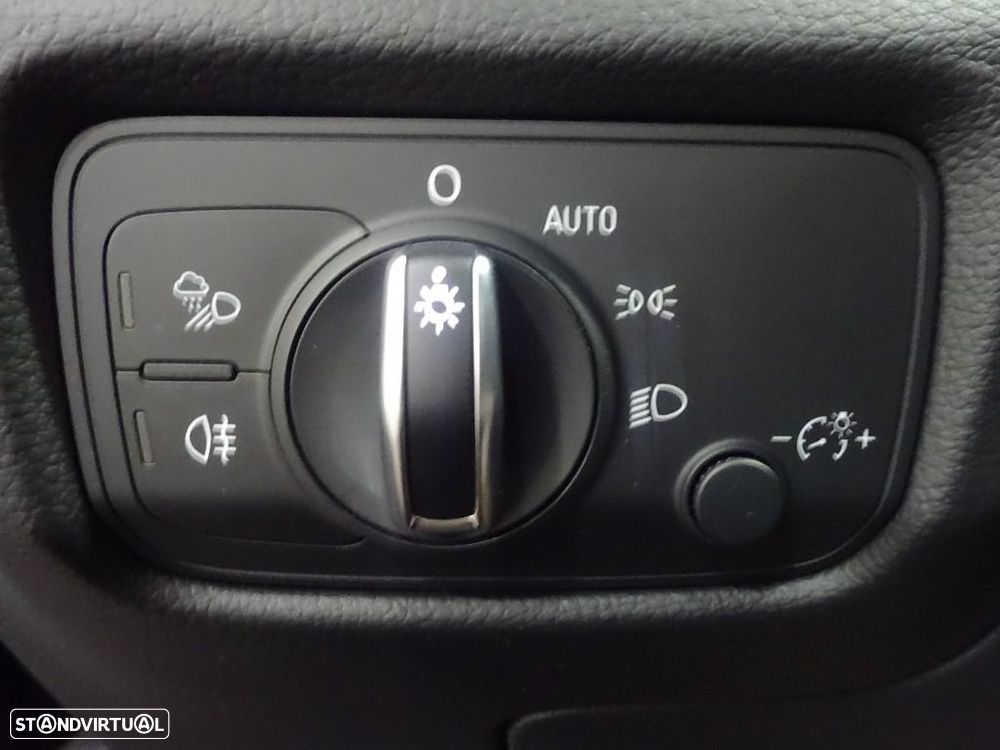 Audi A3 Limousine 30 TDI - 11