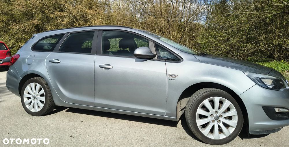 Opel Astra 1.4 T Enjoy - 2