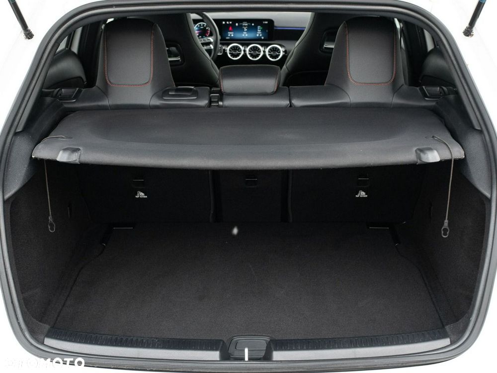 Mercedes-Benz Klasa A 200 AMG Line 7G-DCT - 28