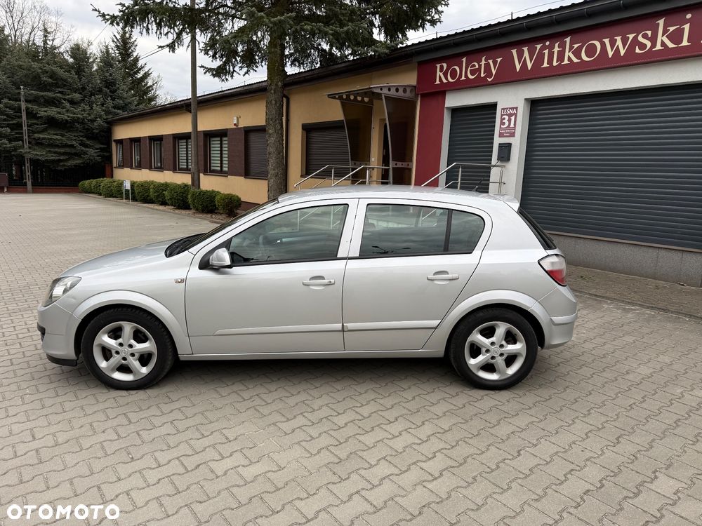 Opel Astra 1.8 Enjoy - 9