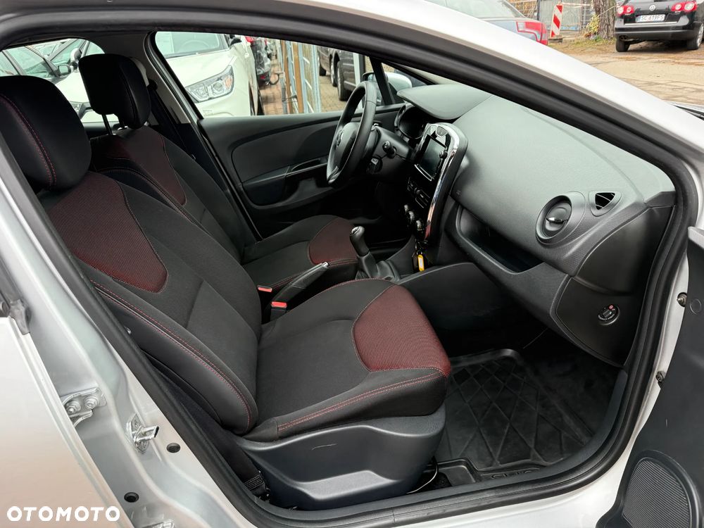 Renault Clio 1.2 16V 75 LIMITED - 18