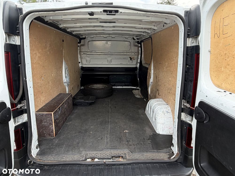Renault TRAFIC - 6
