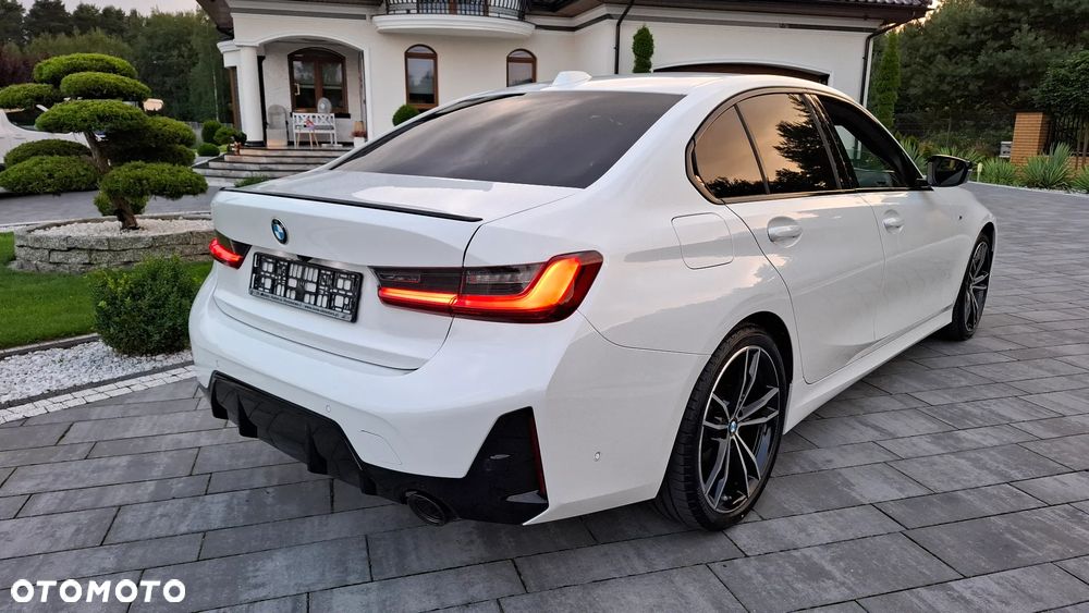 BMW Seria 3 320d xDrive mHEV M Sport - 5