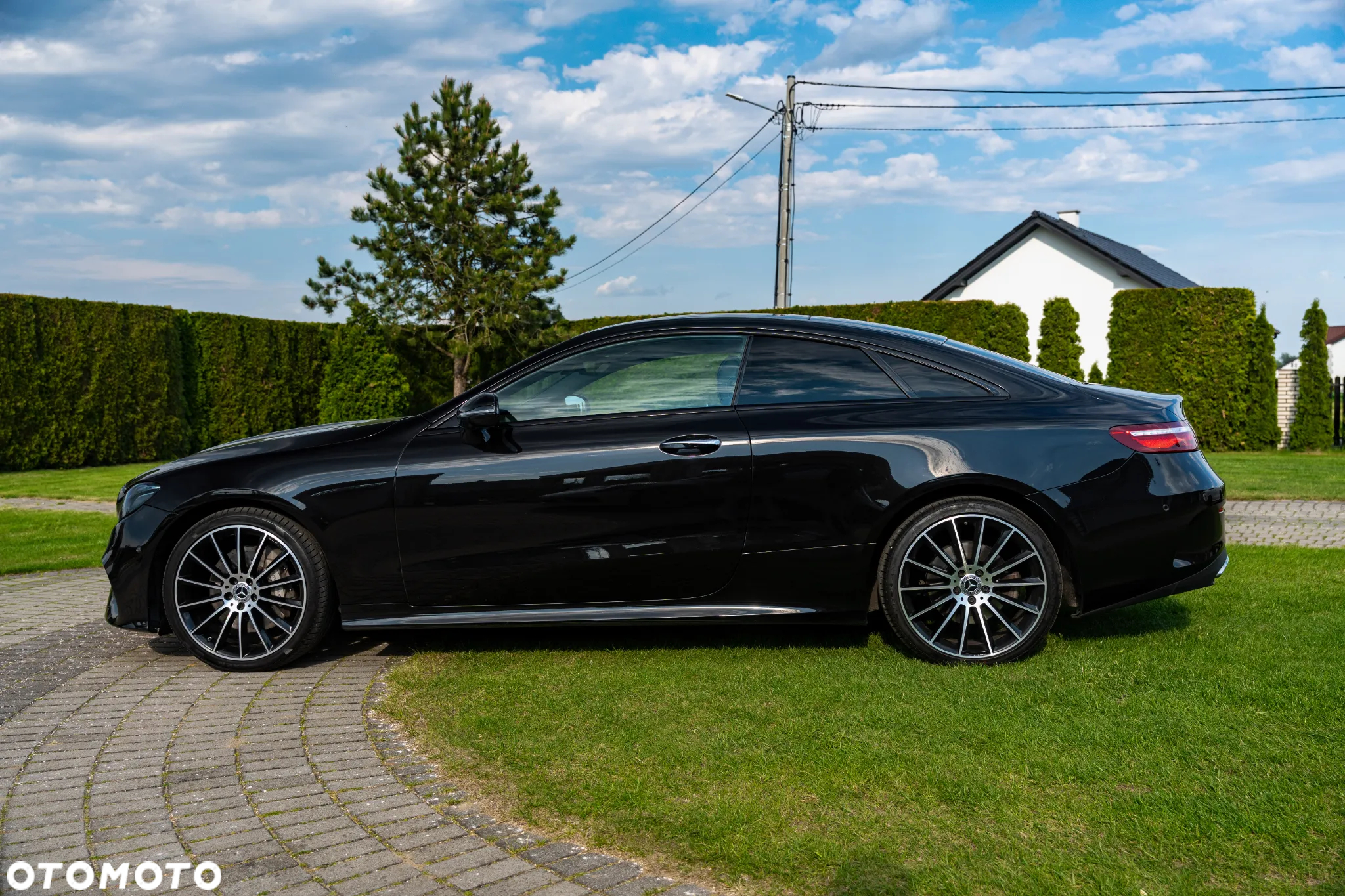 Mercedes-Benz Klasa E 400 d 4Matic Coupe 9G-TRONIC AMG Line - 5
