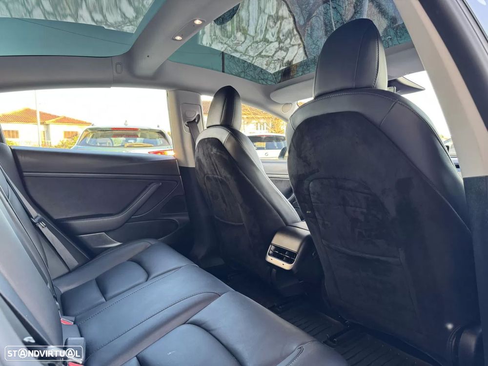 Tesla Model 3 Tração Traseira Standard - 17